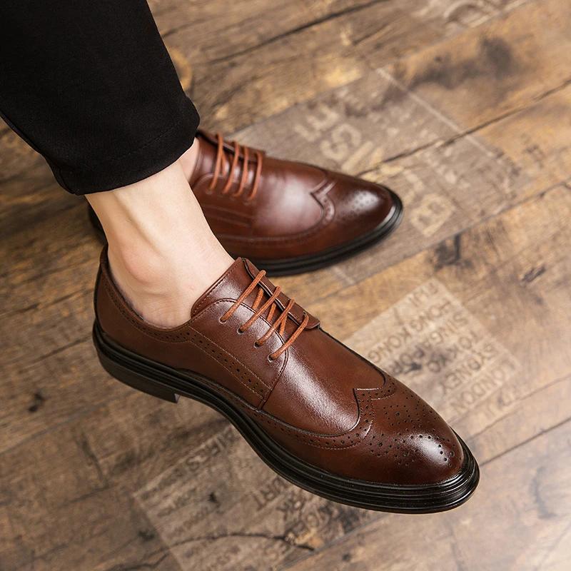 Chaussures en cuir Brogues de haute qualité pour hommes, chaussures habillées classiques pour bureau