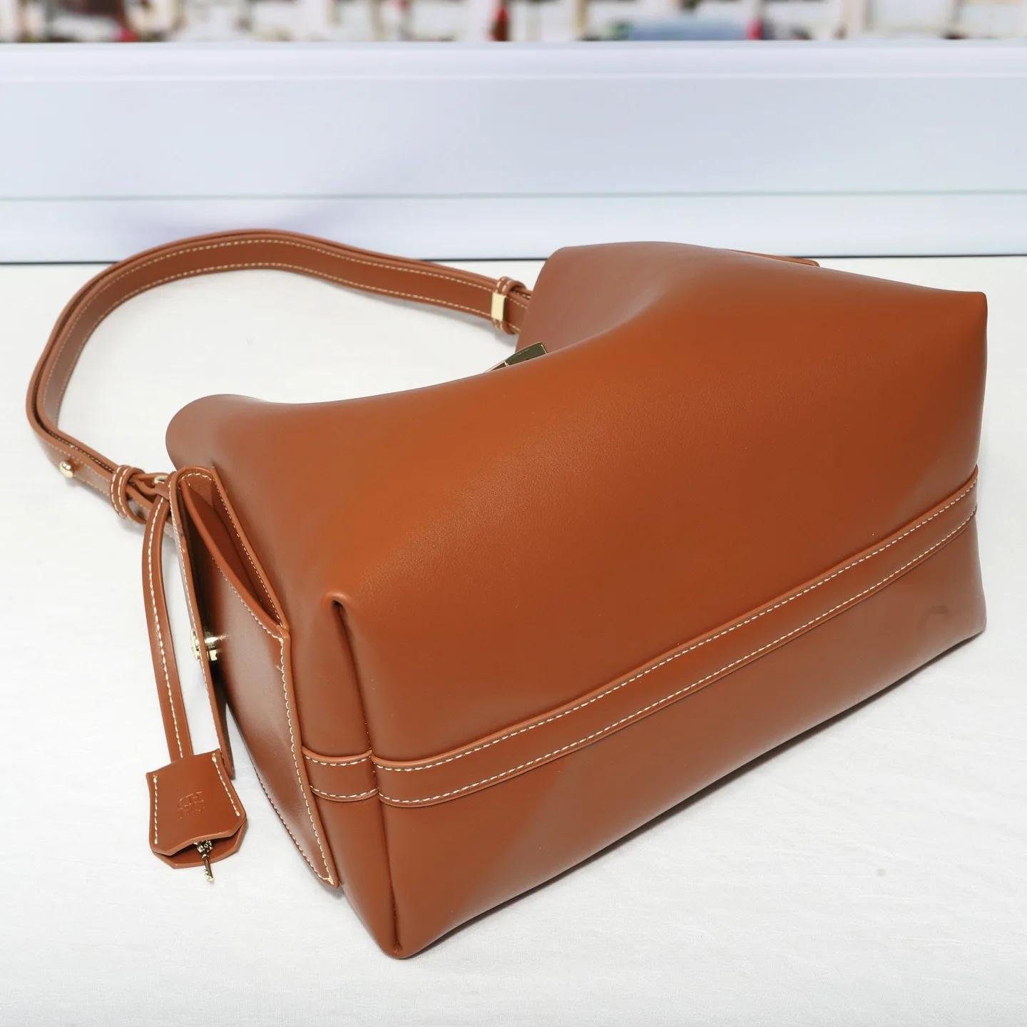 Nouvel Arrivage 2026 – Sac Fourre-tout Femme Tendance pour le Quotidien, Design Luxe Léger, Grande C