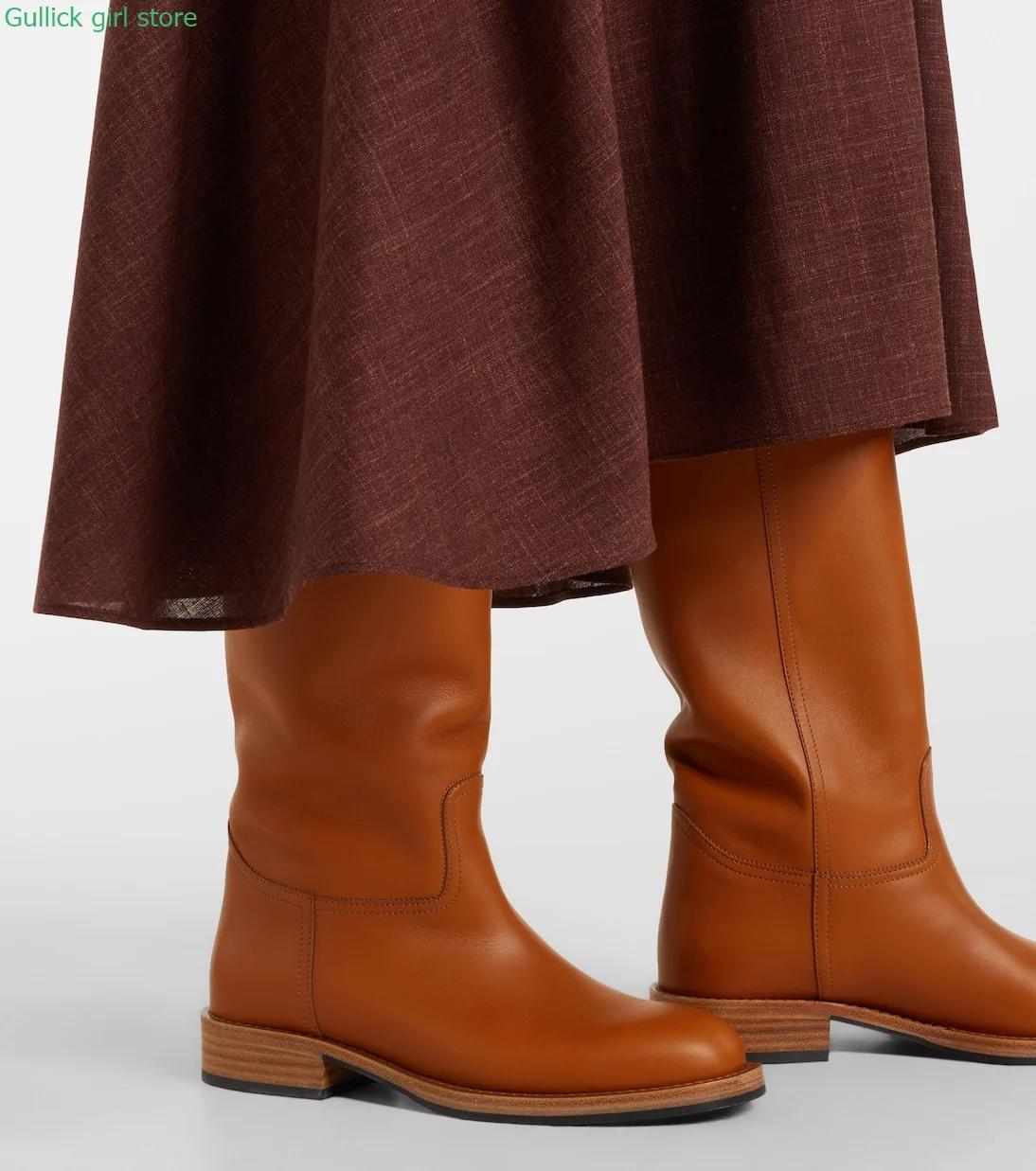 Bottes hautes en cuir marron à bout rond et talon carré bas, collection Runway 2026 Printemps Automn