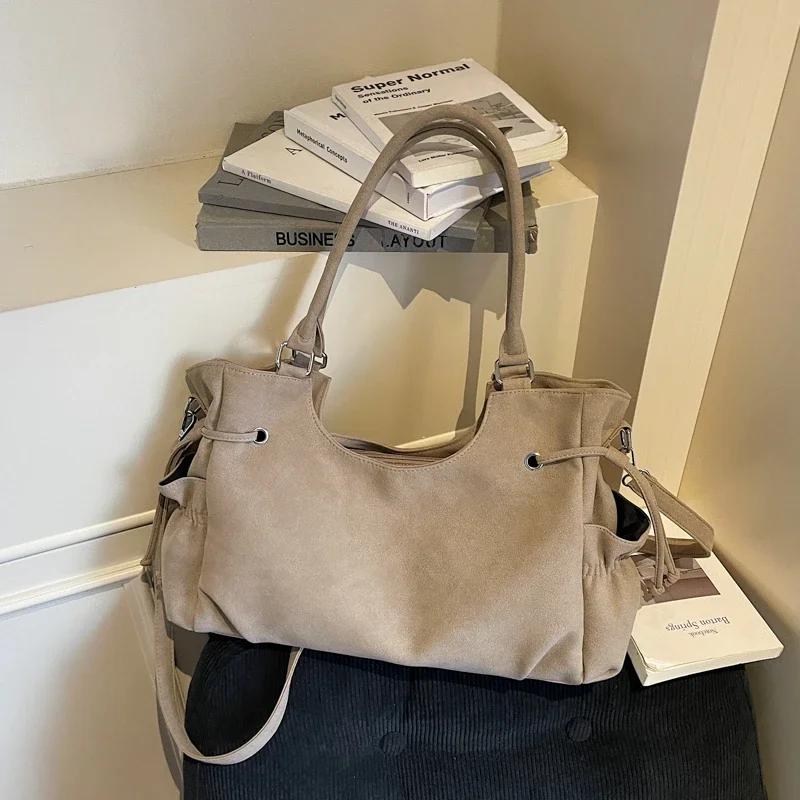 Sacs à couches de créateur célèbres en cuir véritable, sacs fourre-tout et sacs à bandoulière élégan