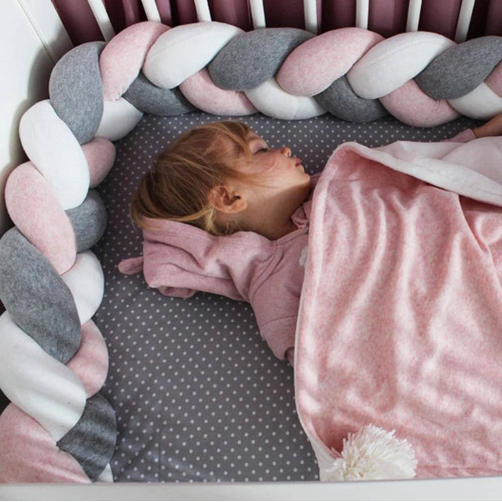 Pare-choc tressé pour lit de bébé, 1M/2M/3M/4M, protection de berceau pour bébé, oreiller en peluche