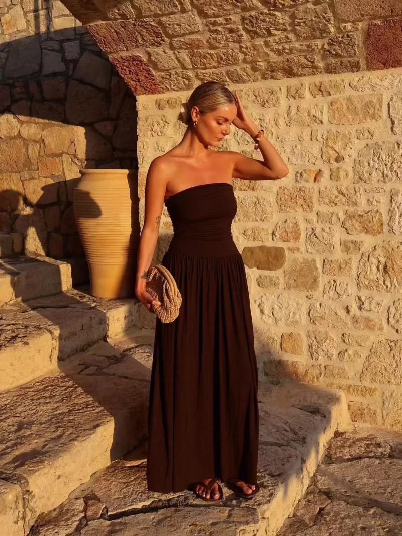 ETJ 2025 nouvelle robe femme élégante sexy épaules dénudées mode plis détails minceur robe sans bret