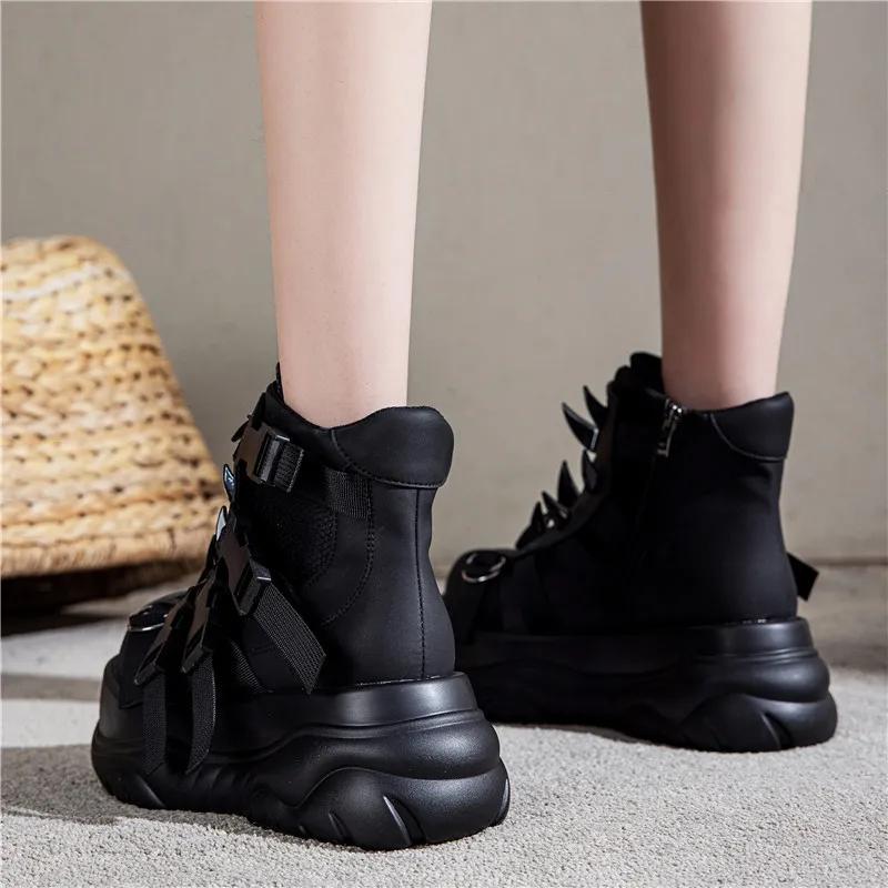 2025 nouvelles femmes Punk Rivet Muffin plate-forme sport rétro Rivets bottes courtes en métal lourd