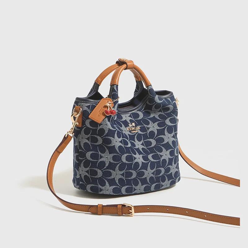 Sac à langer chic en cuir unique, sac bandoulière tendance pour femme, sac fourre-tout élégant pour