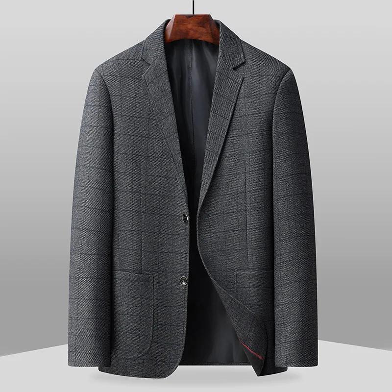 Le nouveau blazer classique rayé, style business casual, avec poches, convient à un usage quotidien