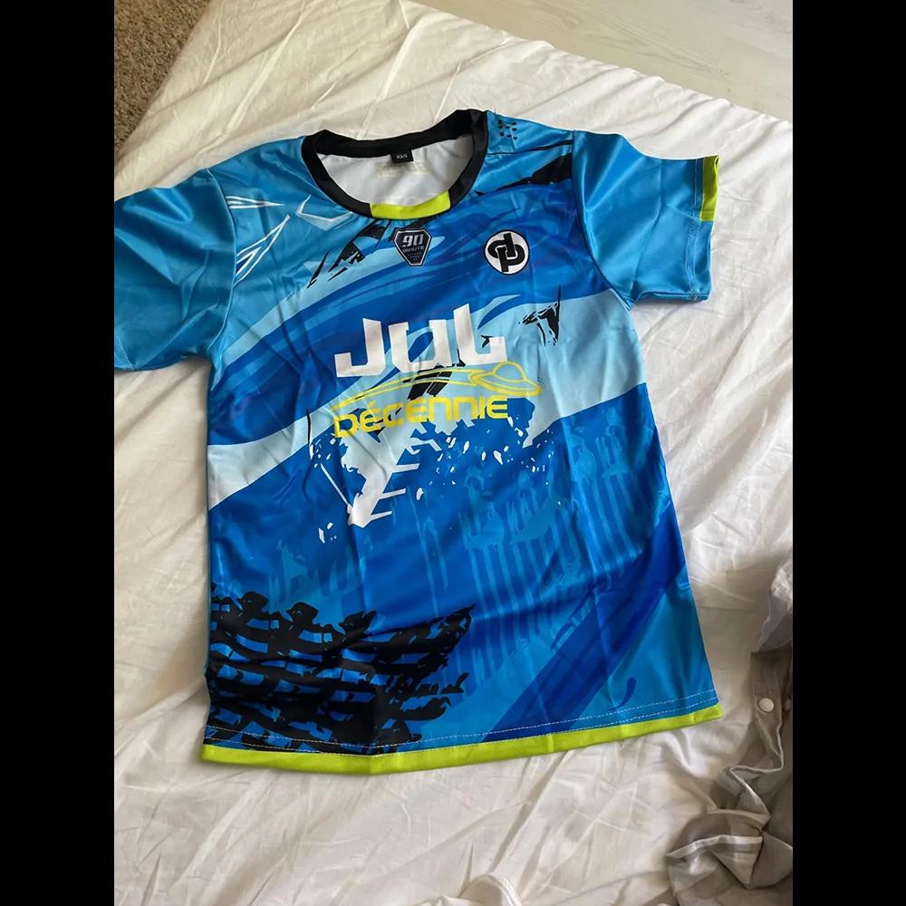 Nouveau Maillot JUL T-shirt été jeunesse respirant et séchage rapide formation Football chemises uni