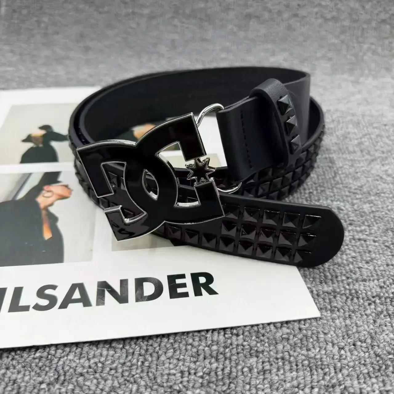Ceinture de luxe style Y2K 2026 pour femmes et hommes – Design clouté, boucle métallique de haute qu
