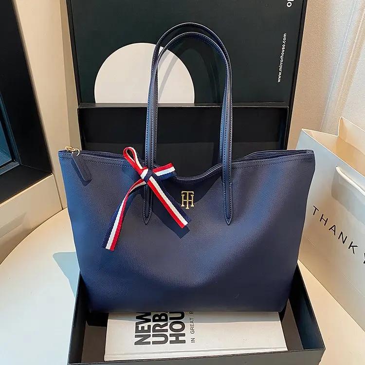 Sac à langer élégant pour femmes : grand sac fourre-tout en cuir simple, sac messager vintage tendan