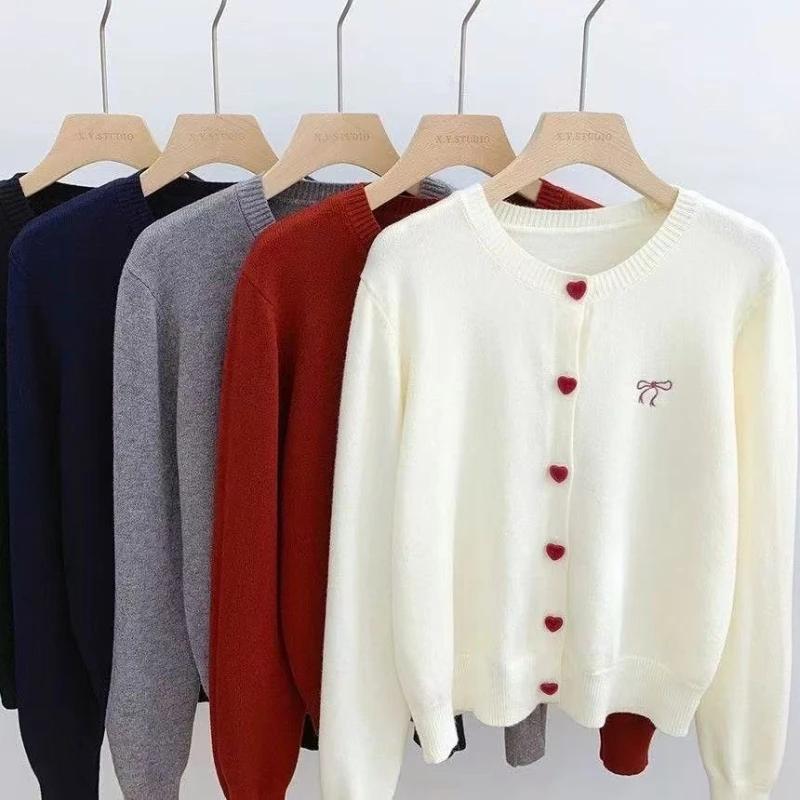 Cardigan en tricot pour femme 2026, broderie nœud, col rond, boutonnage simple, boutons en forme de