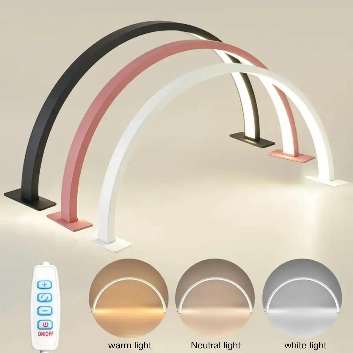La lampe à ongles en forme de croissant (1 pièce) a une luminosité et une température de couleur rég
