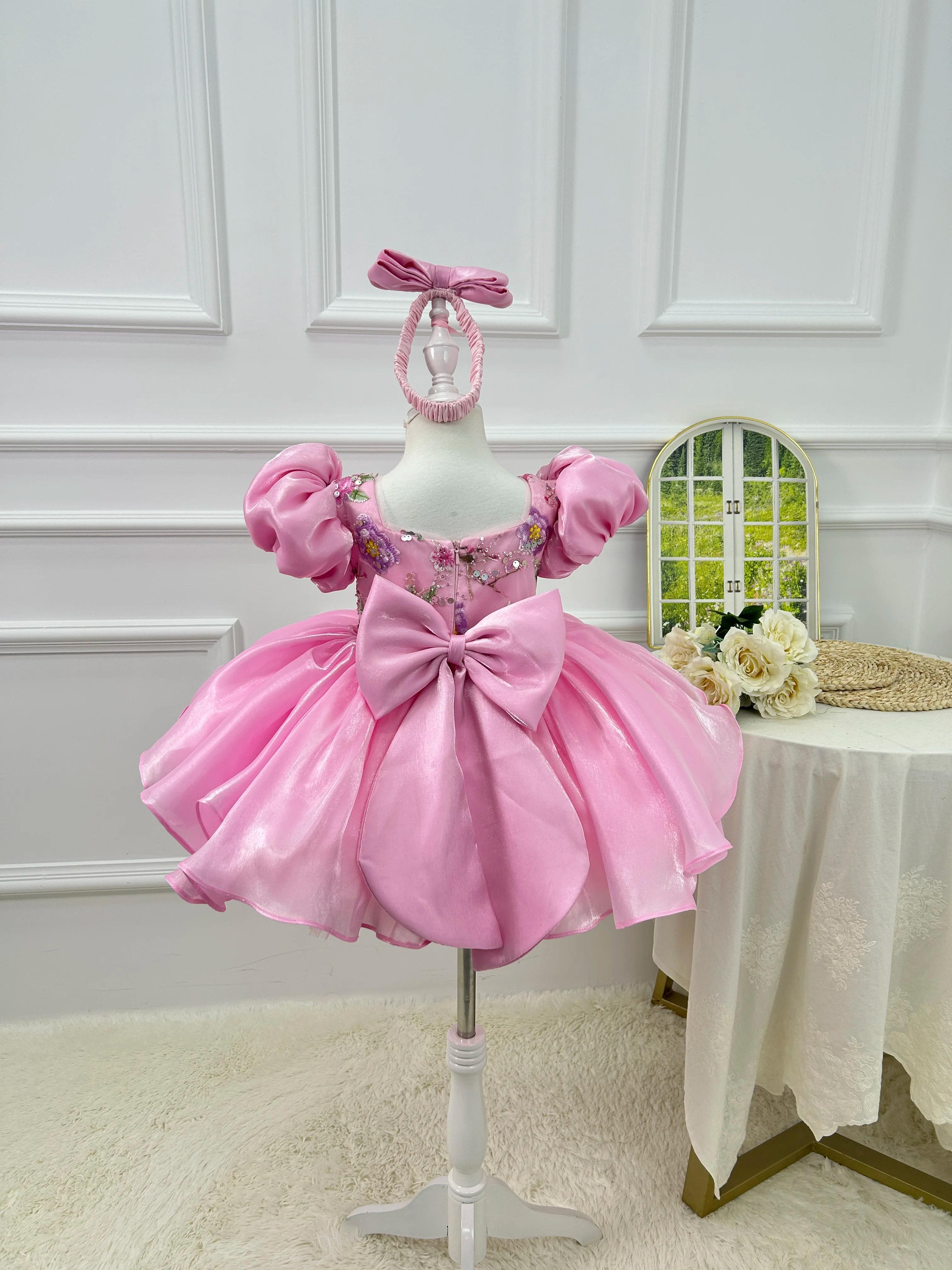 Robe légère en dentelle faite à la main pour enfants, petite robe à manches volantes, robe baptive m
