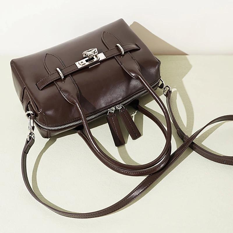 Sac à main Boston en cuir de Grain pour femmes, sac à main spacieux avec serrure, sac à bandoulière