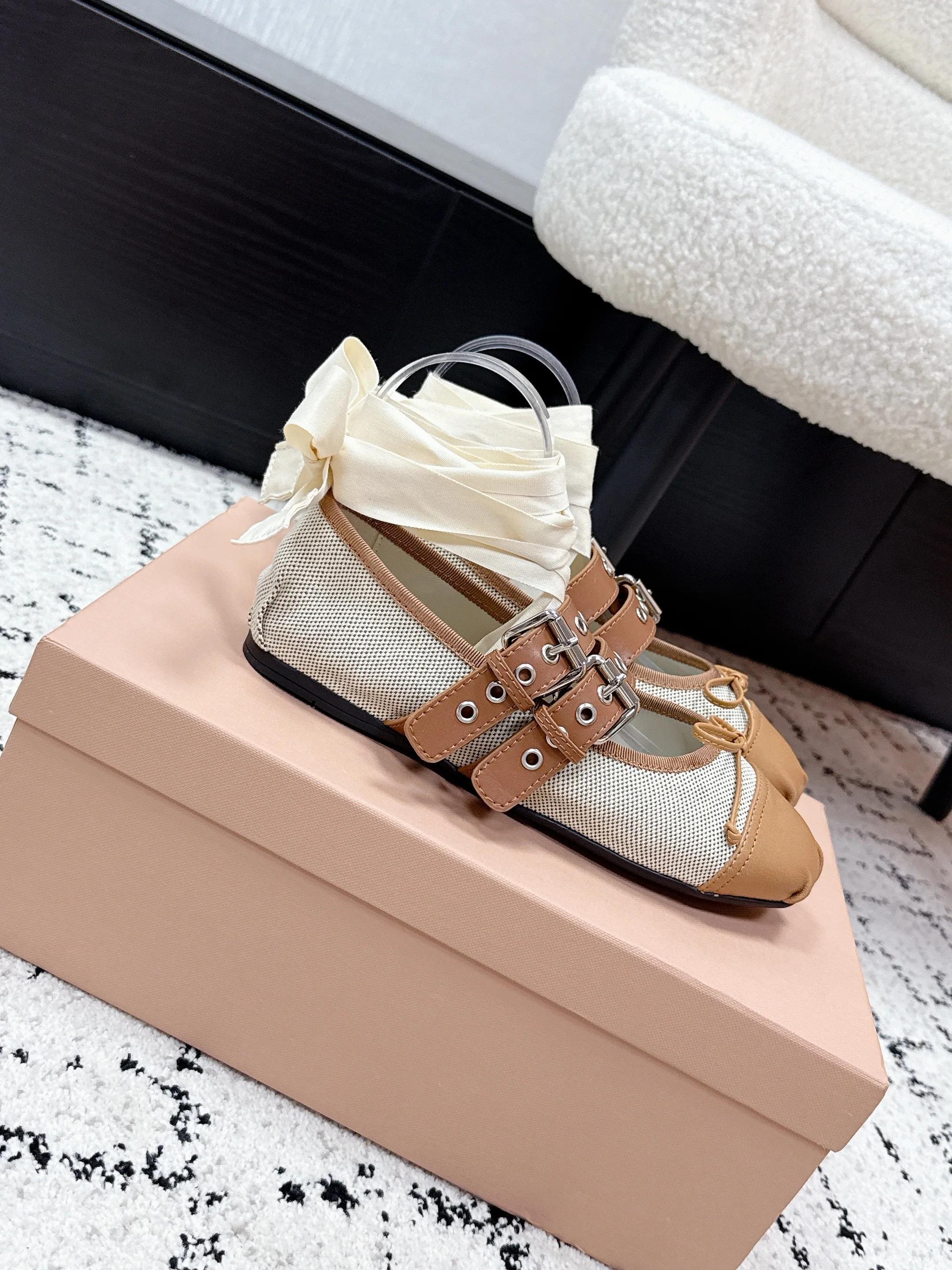 Ballerines de créateur pour femmes en cuir d'agneau, bout rond, style Mary Jane, meilleure qualité,