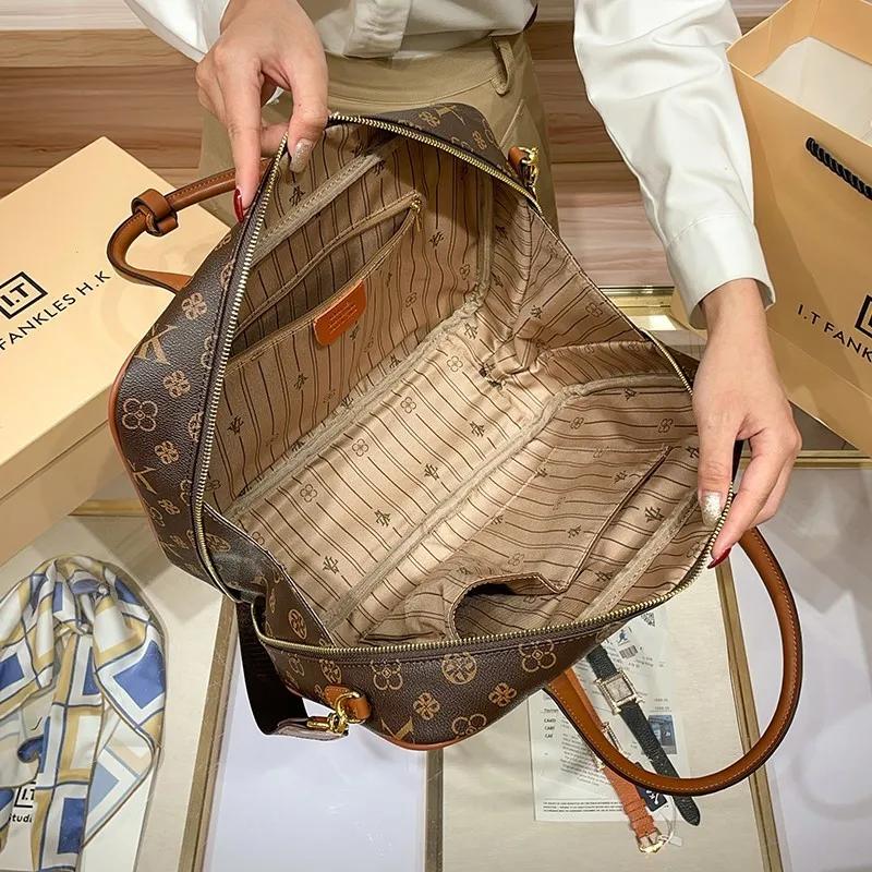 Sac à main léger de marque de luxe pour femmes, sac à bandoulière de styliste de grande capacité à l