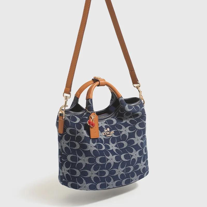 Sac à langer chic en cuir unique, sac bandoulière tendance pour femme, sac fourre-tout élégant pour