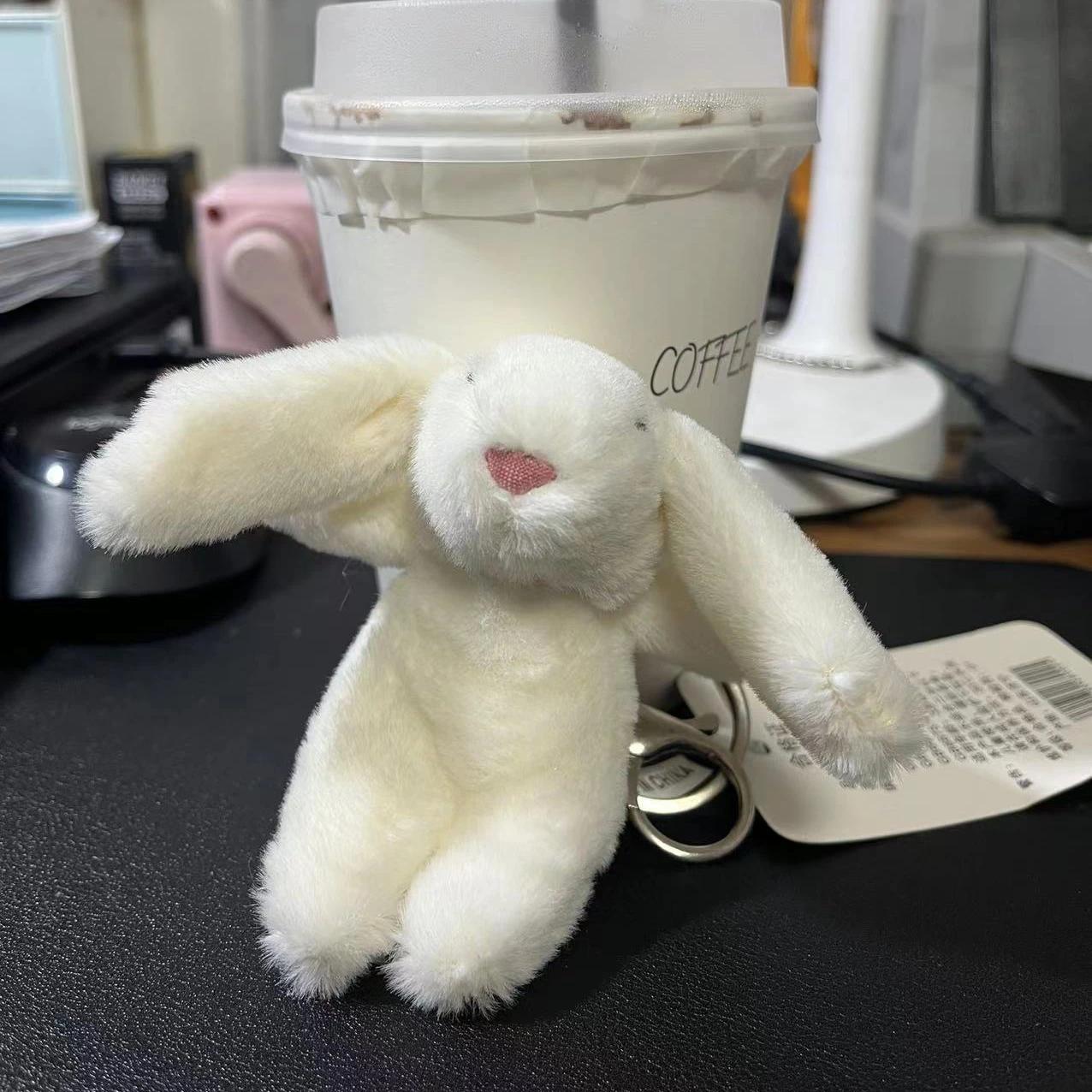 Porte-clés lapin de dessin animé, animaux en peluche, pompon d'amour, bibelot, jouet pour fille, sac