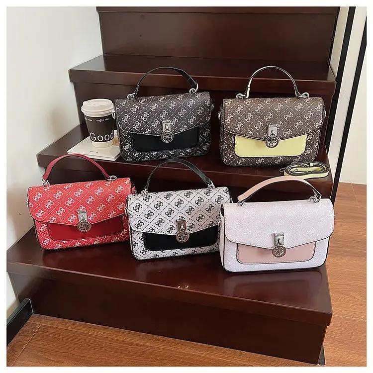 Nouveau Sac Bandoulière Minimaliste Luxe Léger Rétro Imprimé pour Femme 2026, Petit Sac Carré à Port