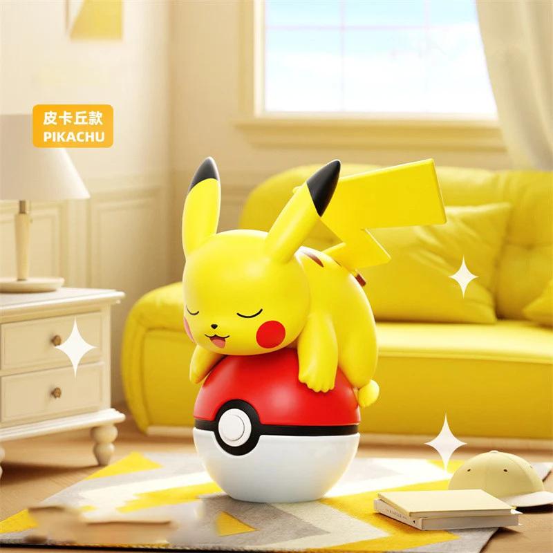 Authentique Pok é mon Pok é Ball veilleuse poupée à la main Pikachu CHARMANDER poupée modèle ornemen