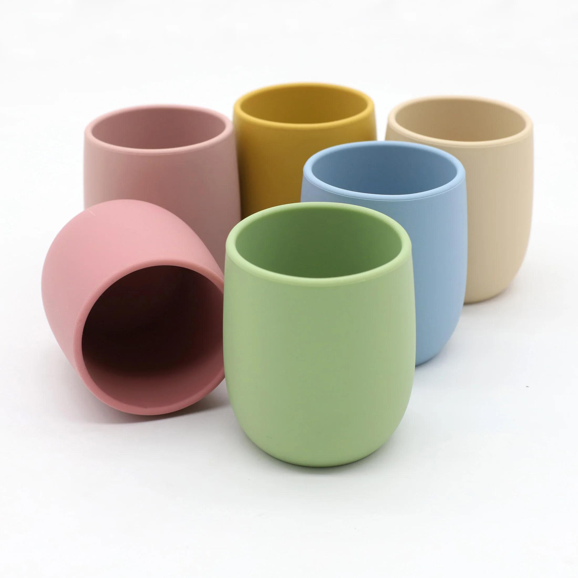 Mini tasse d'eau en silicone pour bébé facile à saisir