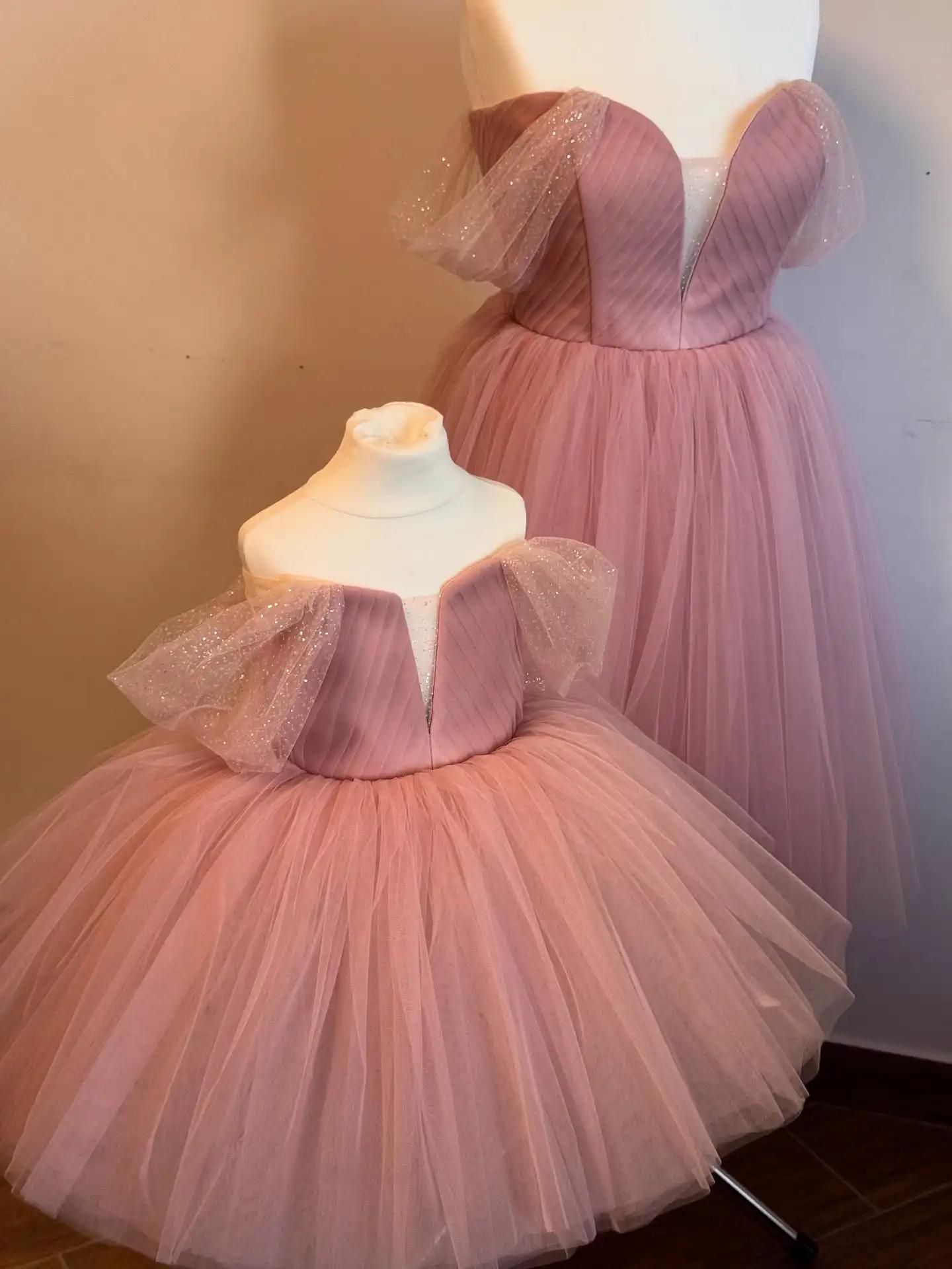 Robes trapèze en Tulle à volants rose poussiéreux, pour mère et fille, tenue de fête d'anniversaire,
