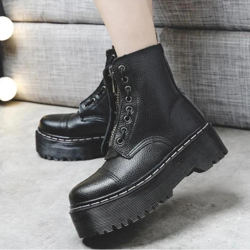 Bottes de moto style punk britannique à 8 trous : Portées de deux façons, plateforme épaisse avec fe