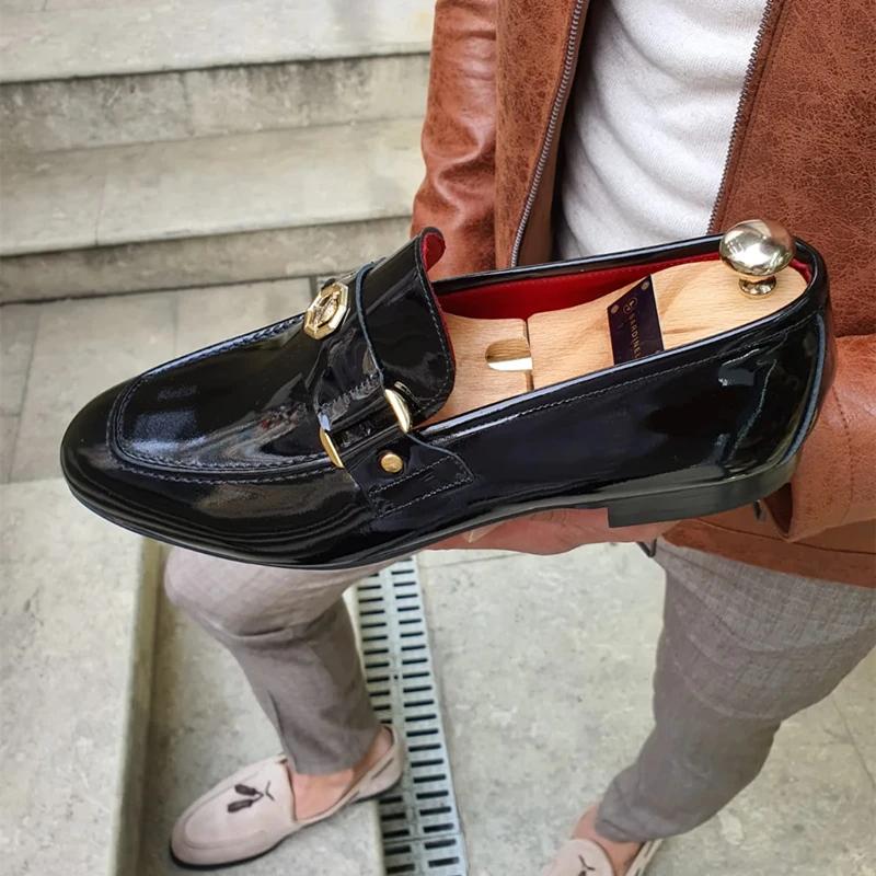 Nouveautés mocassins pour hommes chaussures en cuir noir brillant à boucle chaussures habillées de b