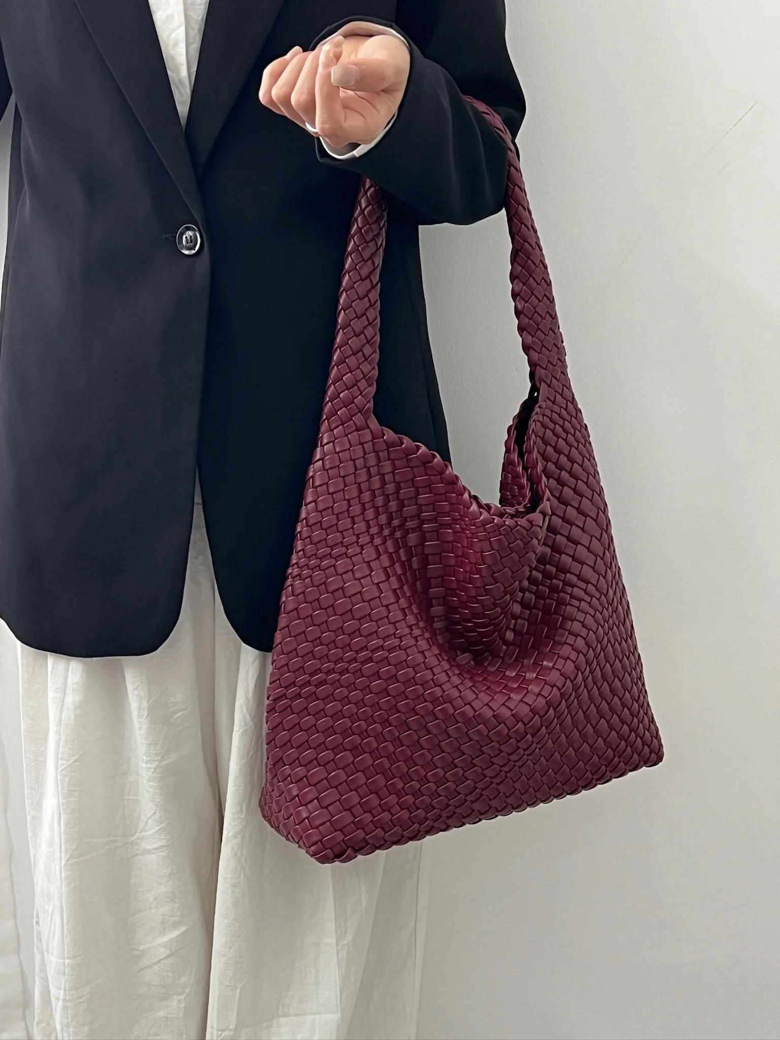 Sacs pour femmes sac à bandoulière de créateur de luxe haute capacité en cuir PU tissé à la main sac
