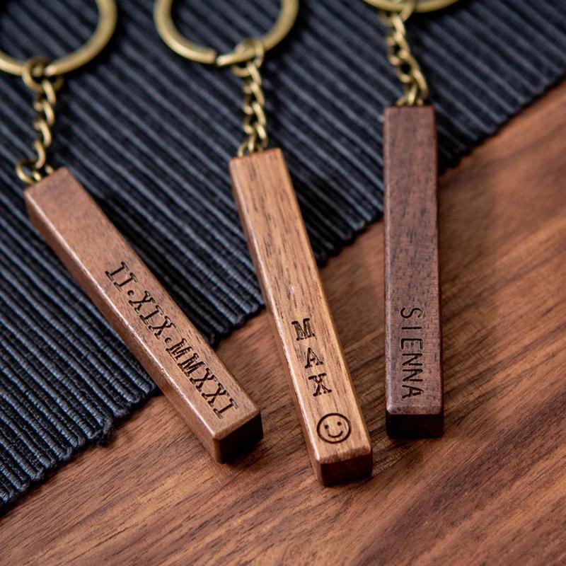 Porte-clés en noyer vierge en bois, 5 pièces, avec bracelet en cuir, porte-clés en bois inachevé pou