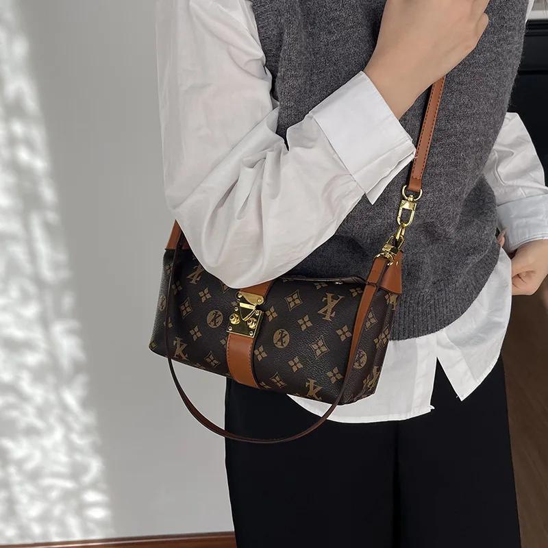 Nouvel Arrivage Sac Mini Carré Porté Épaule et Croisé Style Coréen, Porte-Monnaie avec Détail Lettre