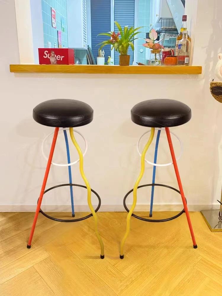 Tabouret de bar Memphis à pieds hauts, tabouret de cuisine, tabouret de bar style médiéval, chaise d