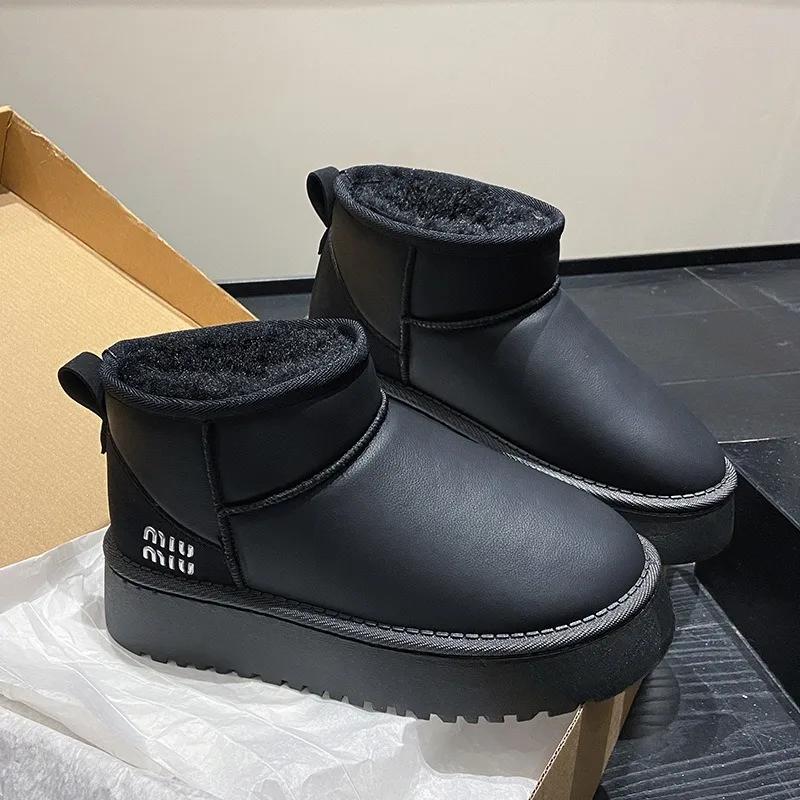 Bottes de neige à semelles épaisses pour femmes, chaussures d'hiver imperméables à tube court augmen