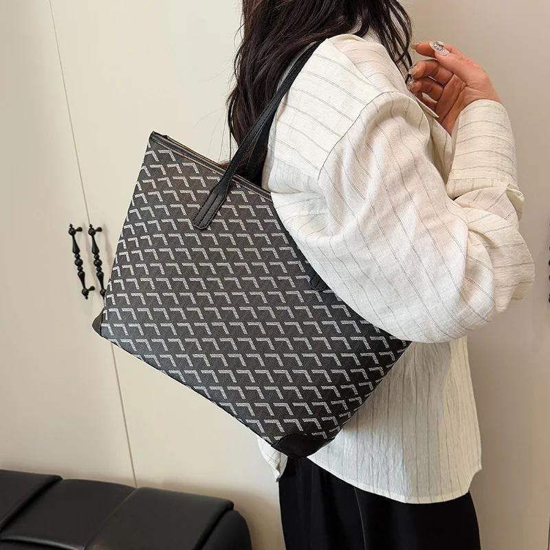  Sac fourre-tout surdimensionné en détresse, Vintage, poignée supérieure, bandoulière en cuir ple