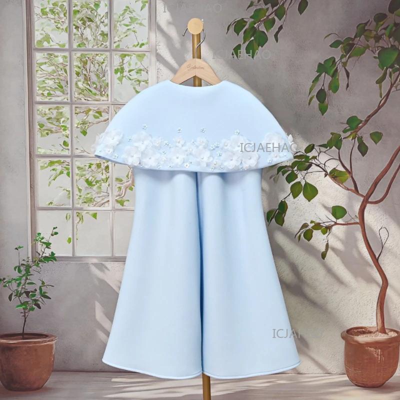 Robe de princesse bleu clair élégante pour filles 2026 avec cape et jupe à volants, idéale pour les