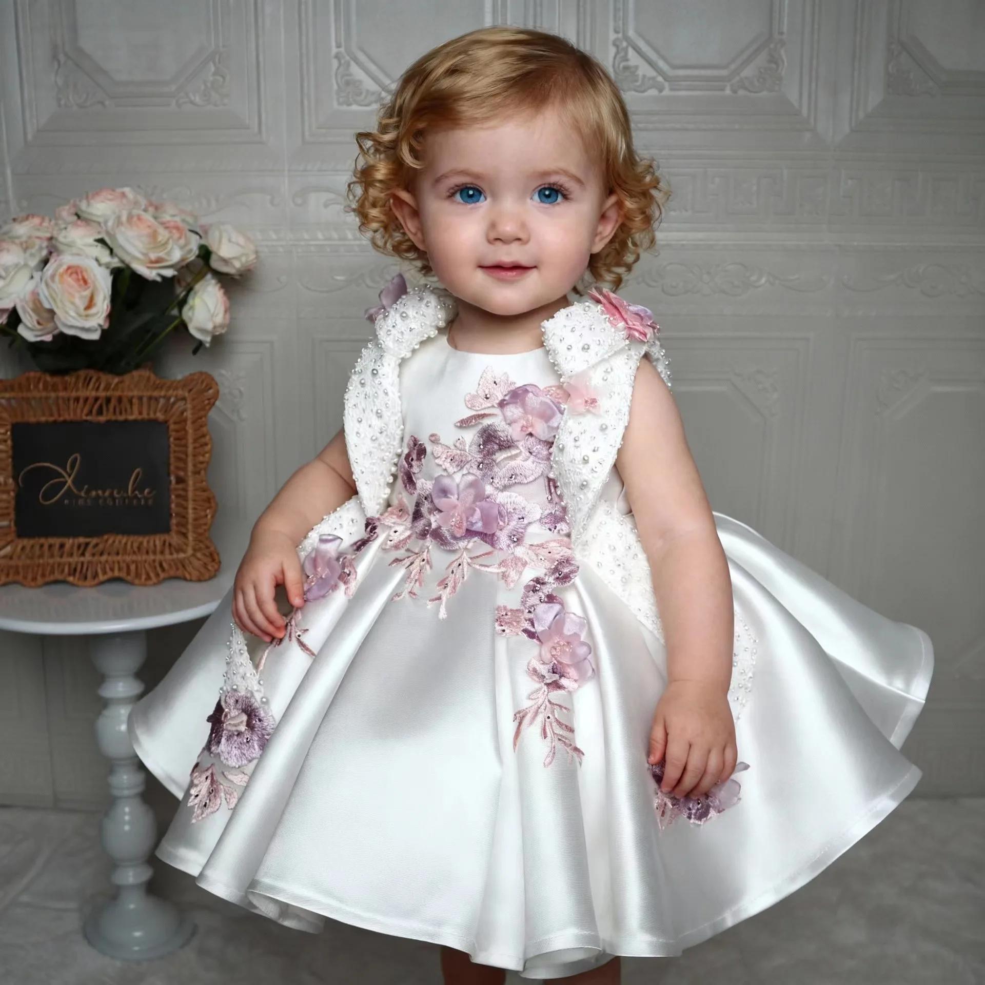 Robe princesse blanche à fleurs pour enfants, tenue Tutu brodée d'un an, sans manches, haut de gamme