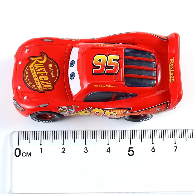 Disney Pixar Cars 2 jouet Lightning Mcqueen Original Mini voiture de course 1 3 Dinoco Racers Collec