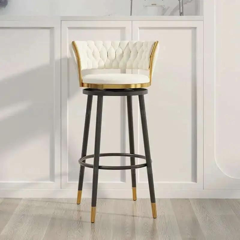 Caractéristique chaises de Bar modernes tabouret de salon nordique chaises de Bar de luxe en plein a