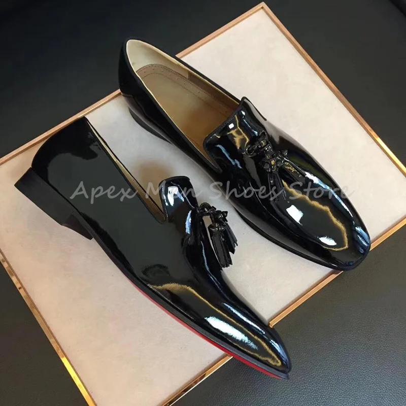 2025 nouveau cuir brillant gland hommes chaussures d'affaires décontractées classique sans lacet en