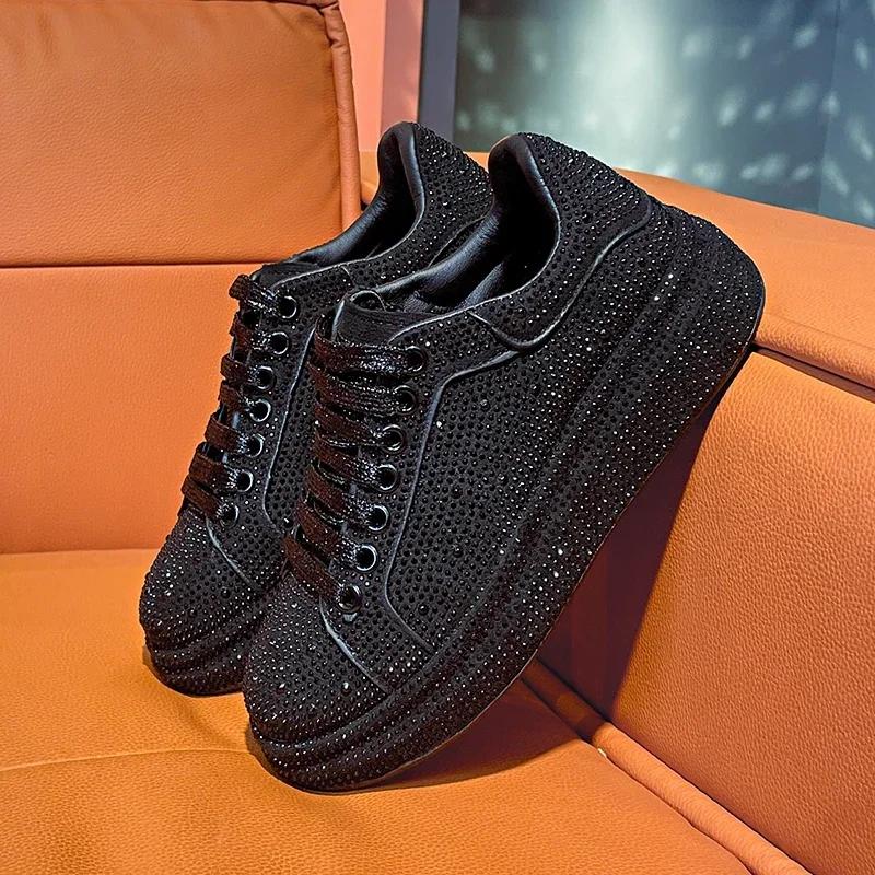 Nouvelles Chaussures de Luxe pour Femmes 2026 à Plateforme, Strass, Semelle Épaisse, Noires, Designe