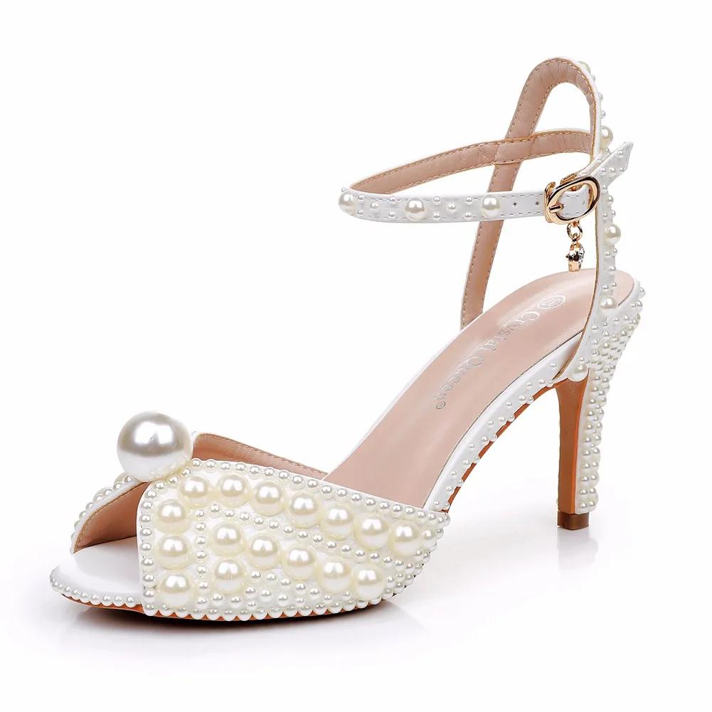 Sandales à talons hauts ornées de perles, à bout ouvert, avec boucle, à bout rond, style bouche de p
