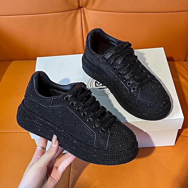 Nouvelles Chaussures de Luxe pour Femmes 2026 à Plateforme, Strass, Semelle Épaisse, Noires, Designe