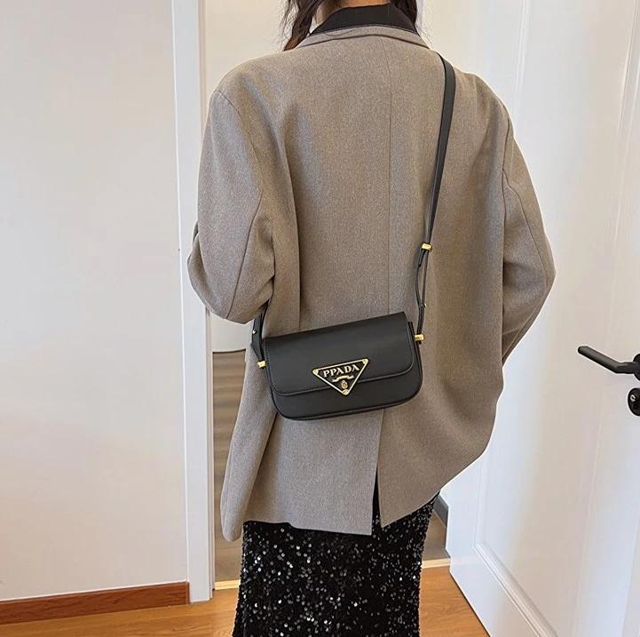 Sac à langer tendance : Sac à main en cuir de luxe simple pour femme, sac messager vintage haut de g