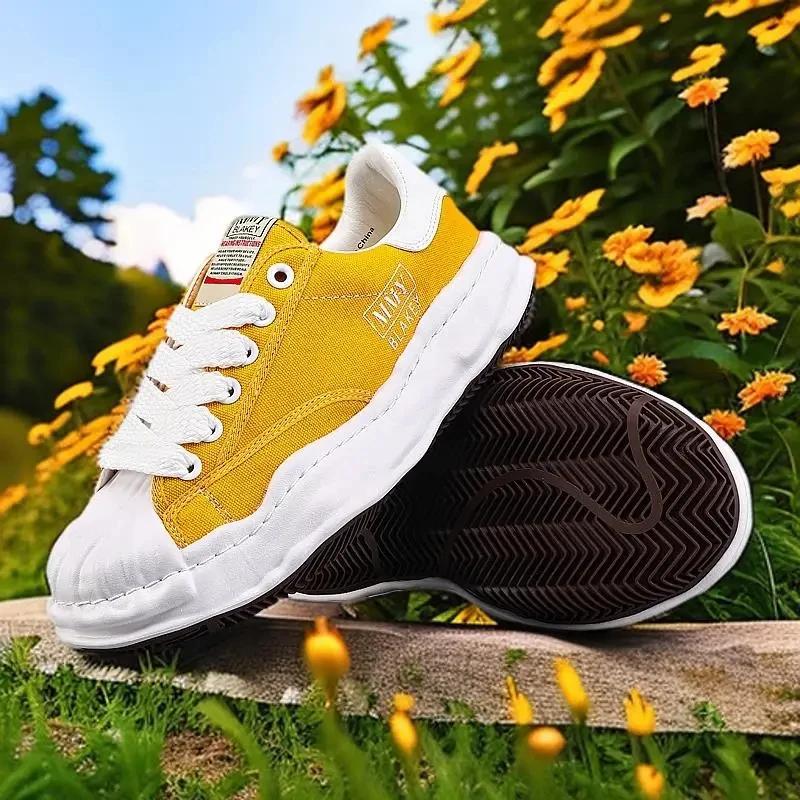 Chaussures de sport tendance à semelle épaisse, style classique, pour le voyage, baskets en toile po
