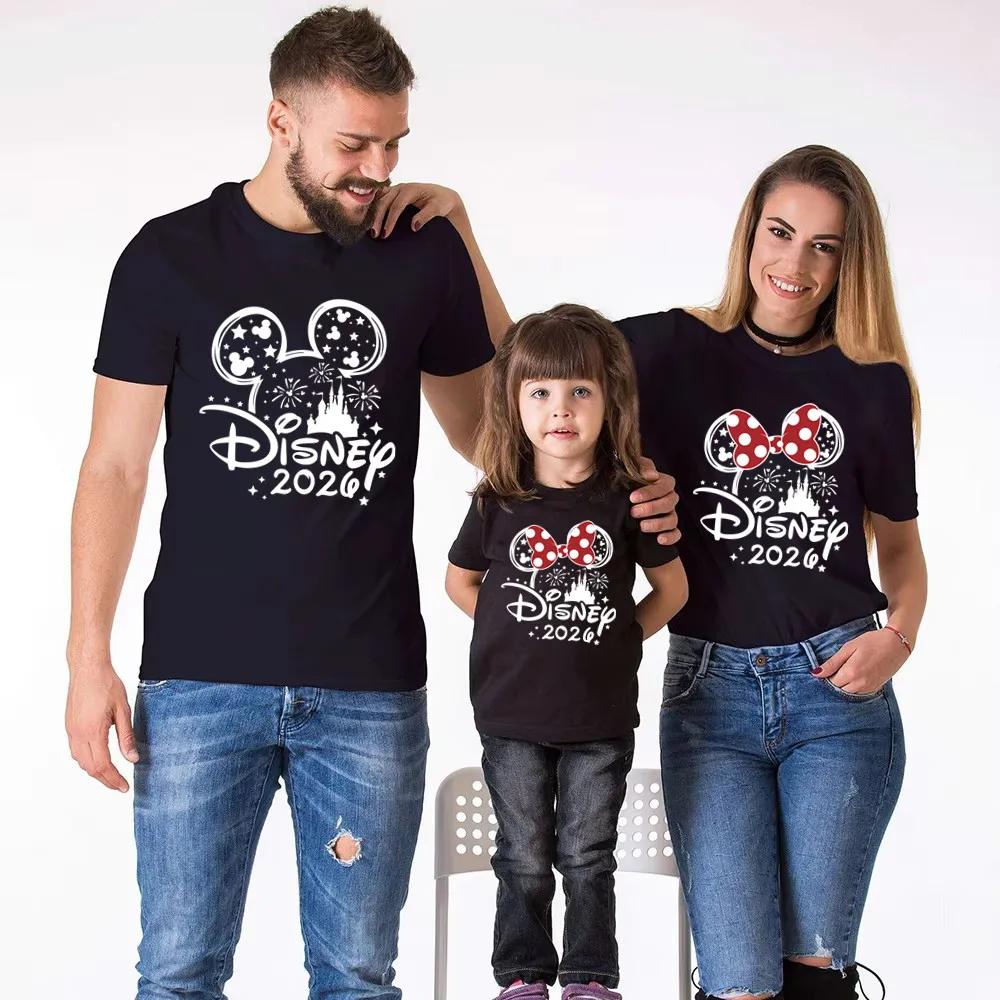 Chemises assorties en coton pour la famille Disney 2026 Mickey Minnie Mouse, T-shirts pour papa, mam