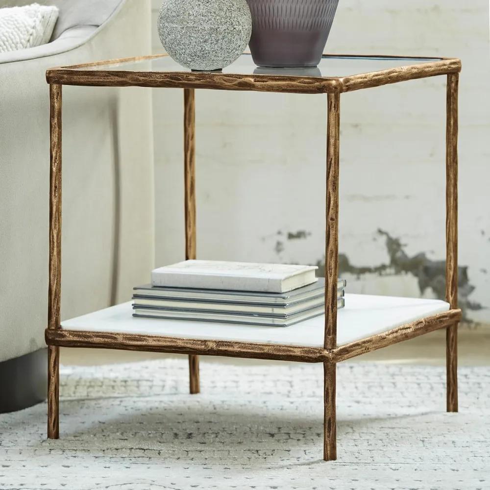 Table d'appoint contemporaine, finition laiton antique 21"P x 21"L x 25"H 53 livres