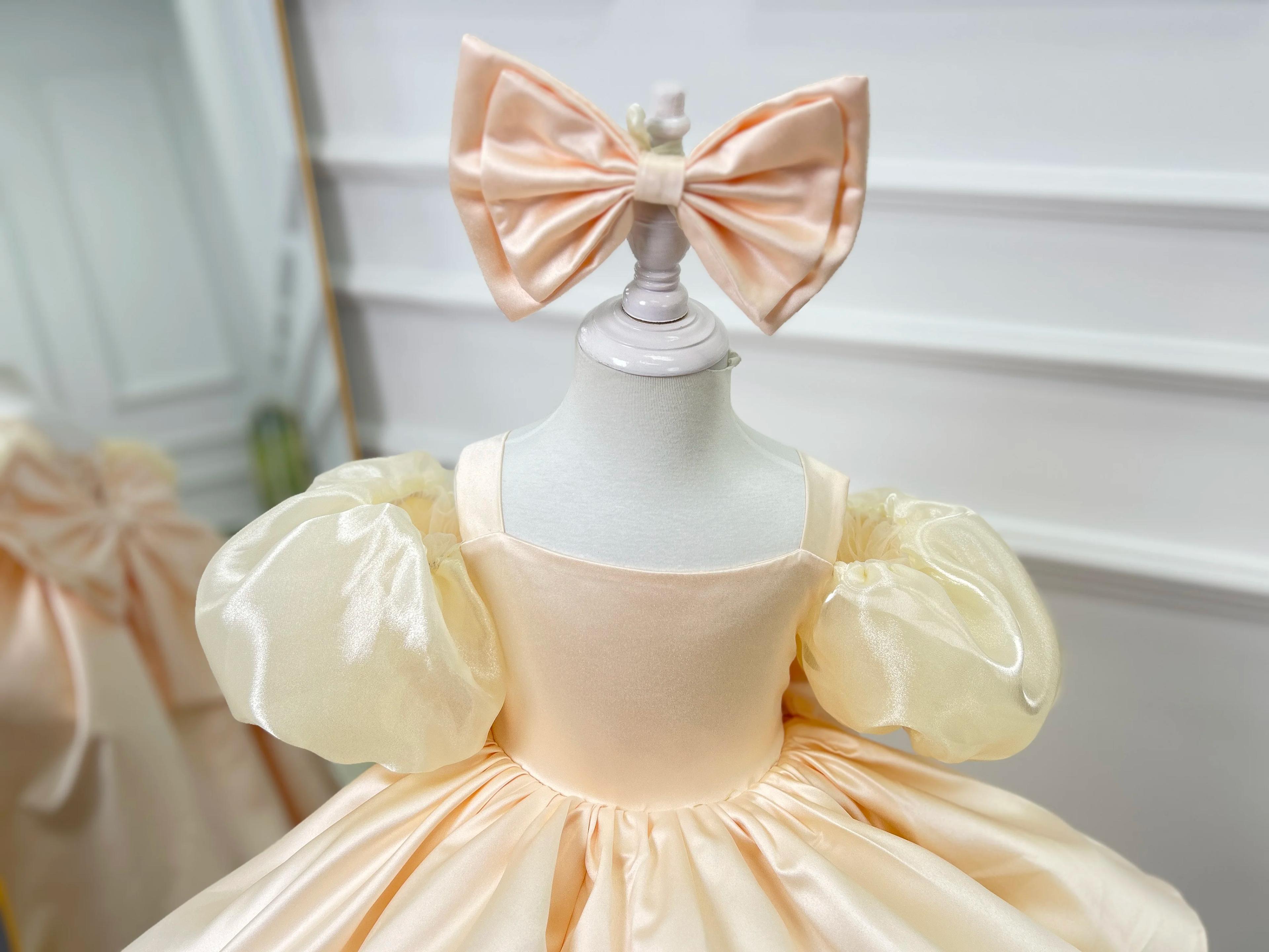 Robe à manches bouffantes pour filles, personnalisée, élégante et exquise, en satin orné, vêtements