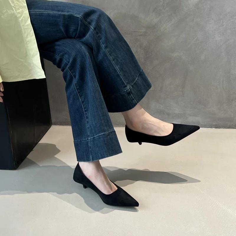Chaussures de printemps 2026 pour femmes, escarpins fins à talons bas, élégants en daim, à bout poin