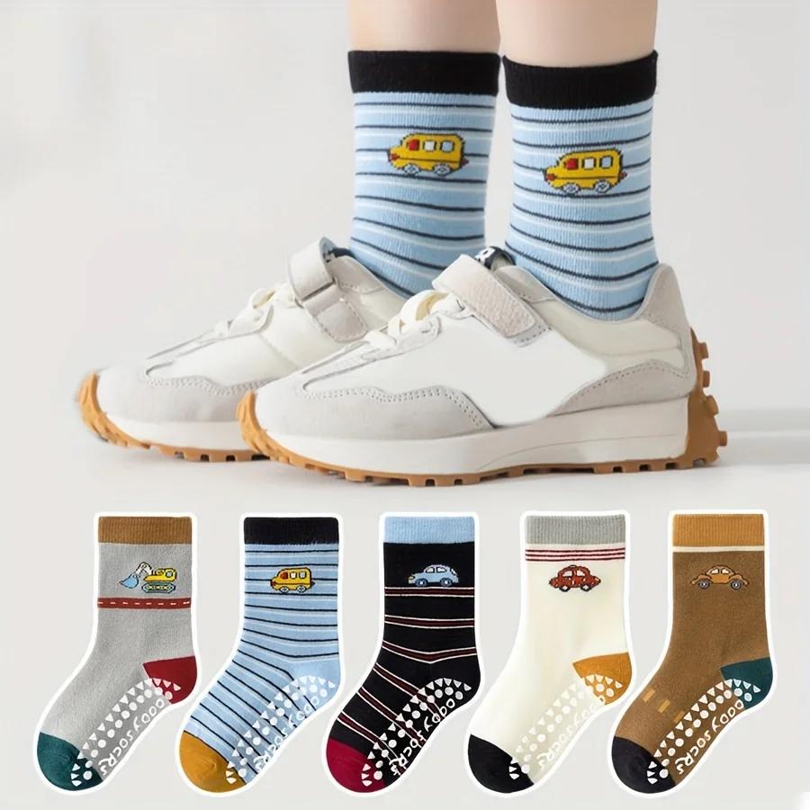 5 paires de chaussettes de sol pour enfants avec rayures de dessin animé et motifs de voiture, point
