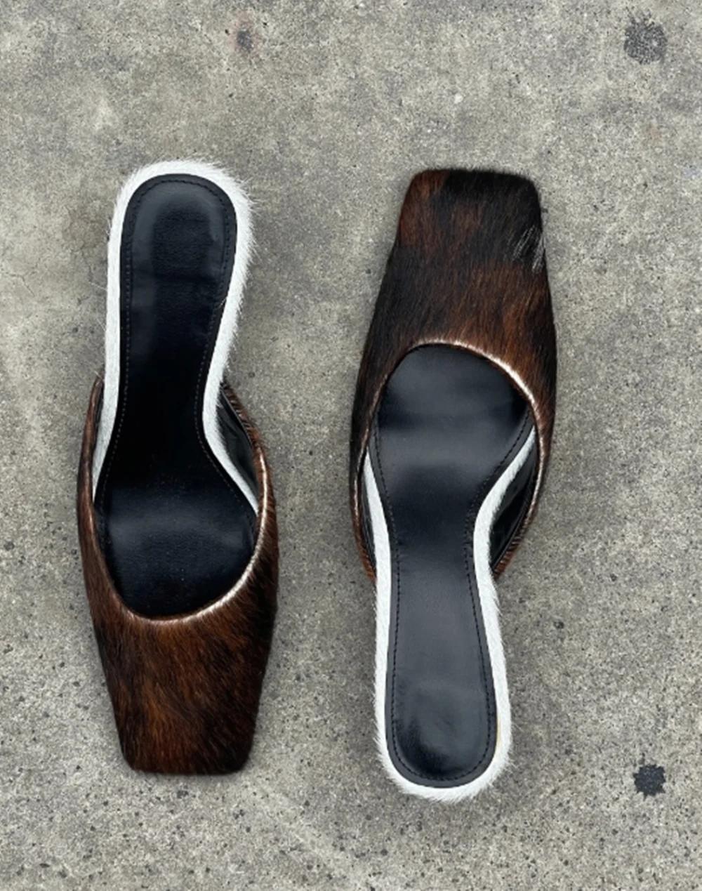 Sandales mules à bout carré imprimé vache, style western, avec fourrure de luxe et talon carré, pour