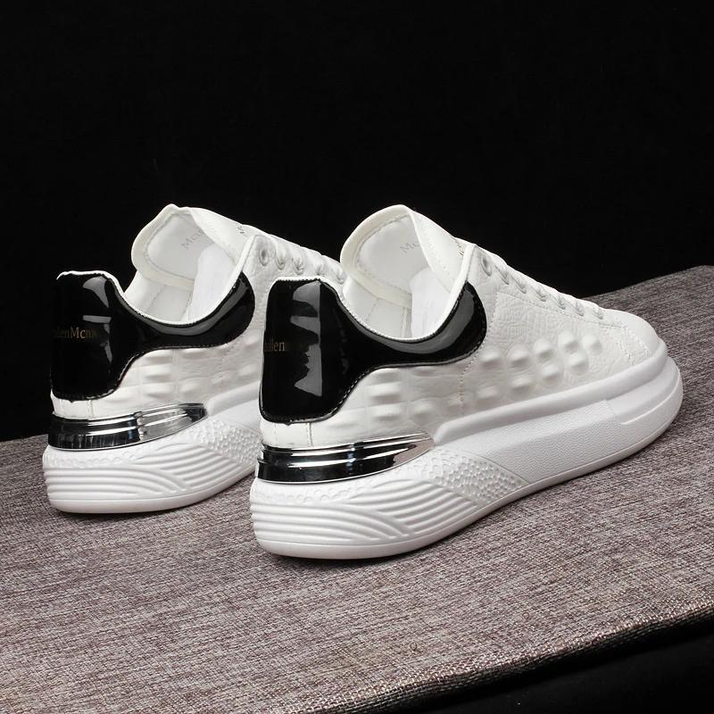 Baskets respirantes rehaussantes pour hommes et femmes, chaussures de skateboard, chaussures de tenn