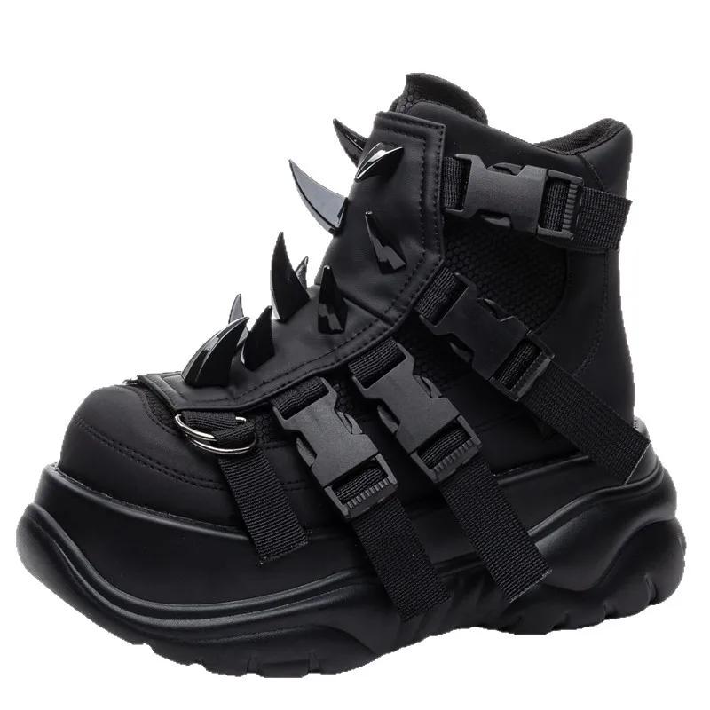 2025 nouvelles femmes Punk Rivet Muffin plate-forme sport rétro Rivets bottes courtes en métal lourd